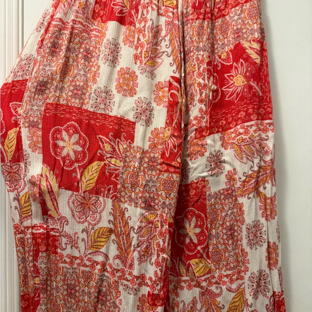 Kittenish Red and White Floral Pants